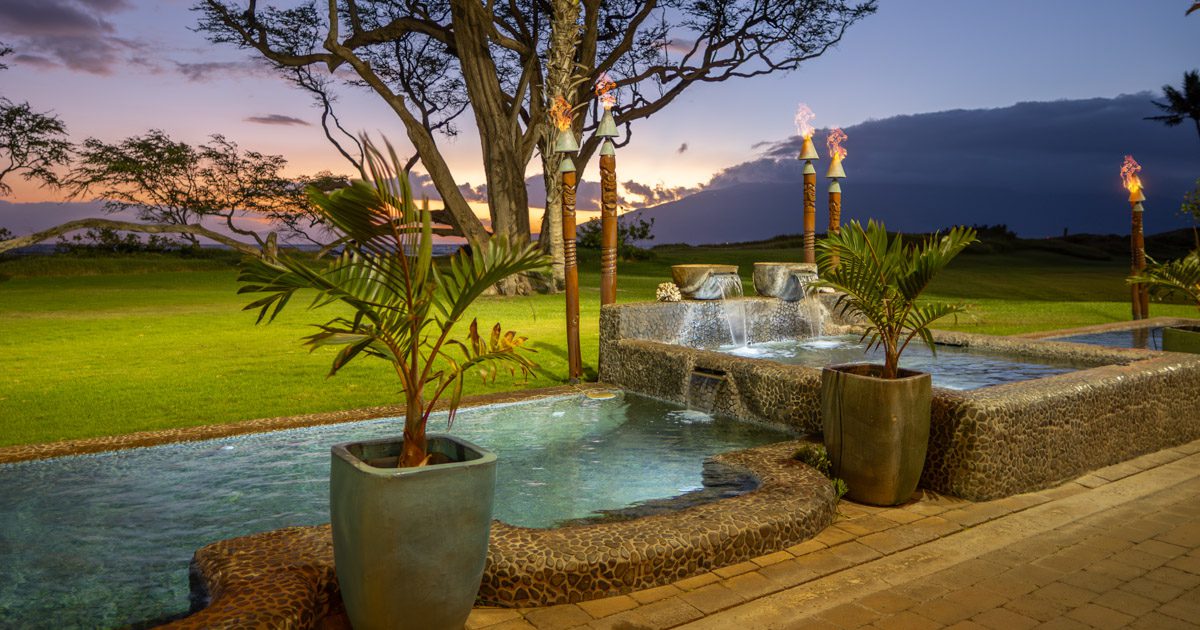 Aloha AKU Beachfront Inn and Suites | Maui Accommodations