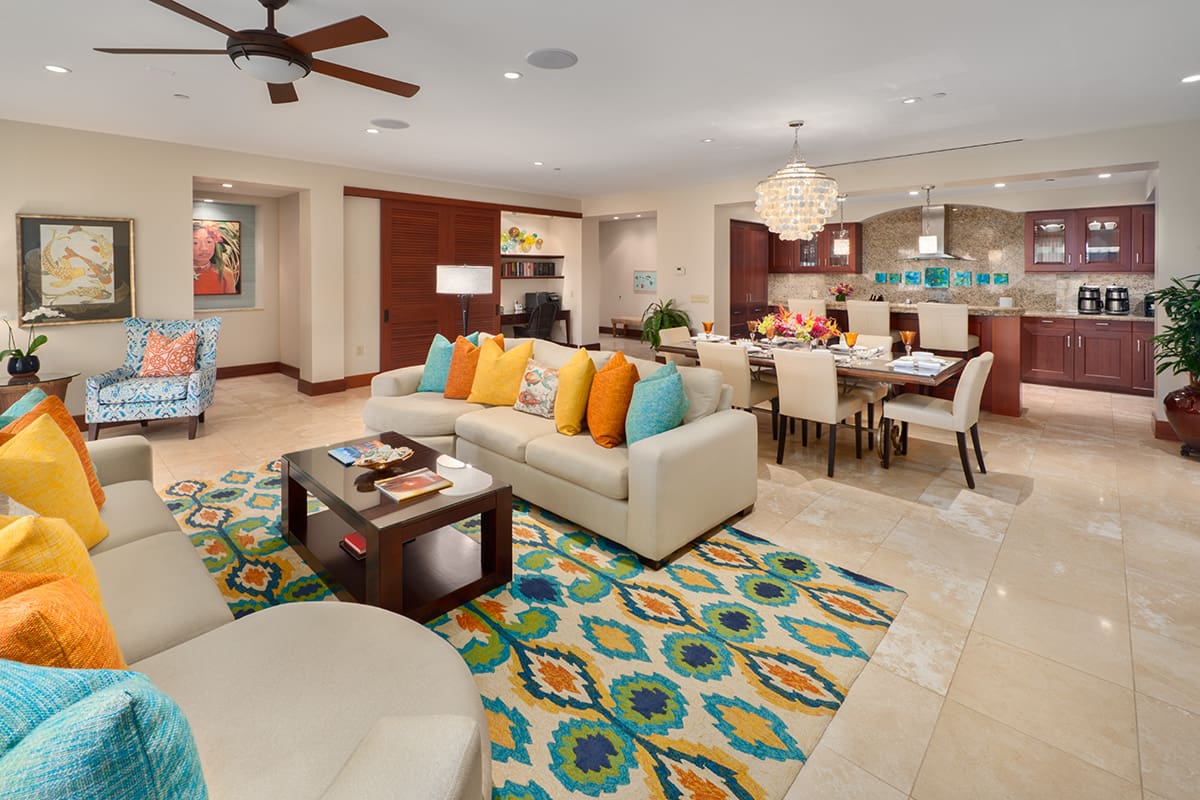 Wailea Beach Villas Castaway Cove. great room and kitchen