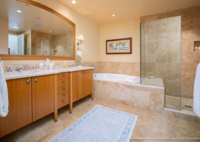 Wailea Beach Villas Grand Seascape K407 Bathroom