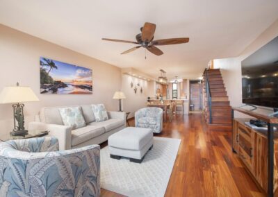 Maui Rainbow Condo E705 Living Room