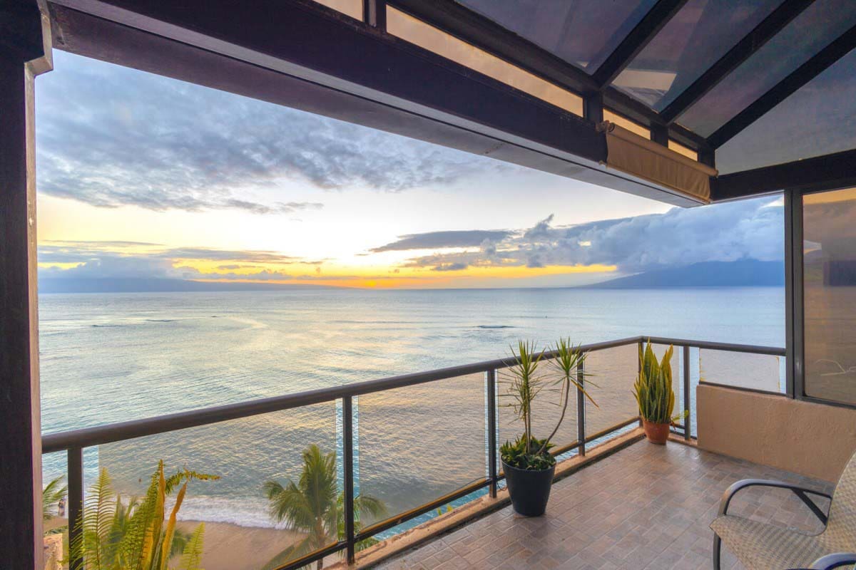 Sands of Kahana 281 Lanai Oceanview