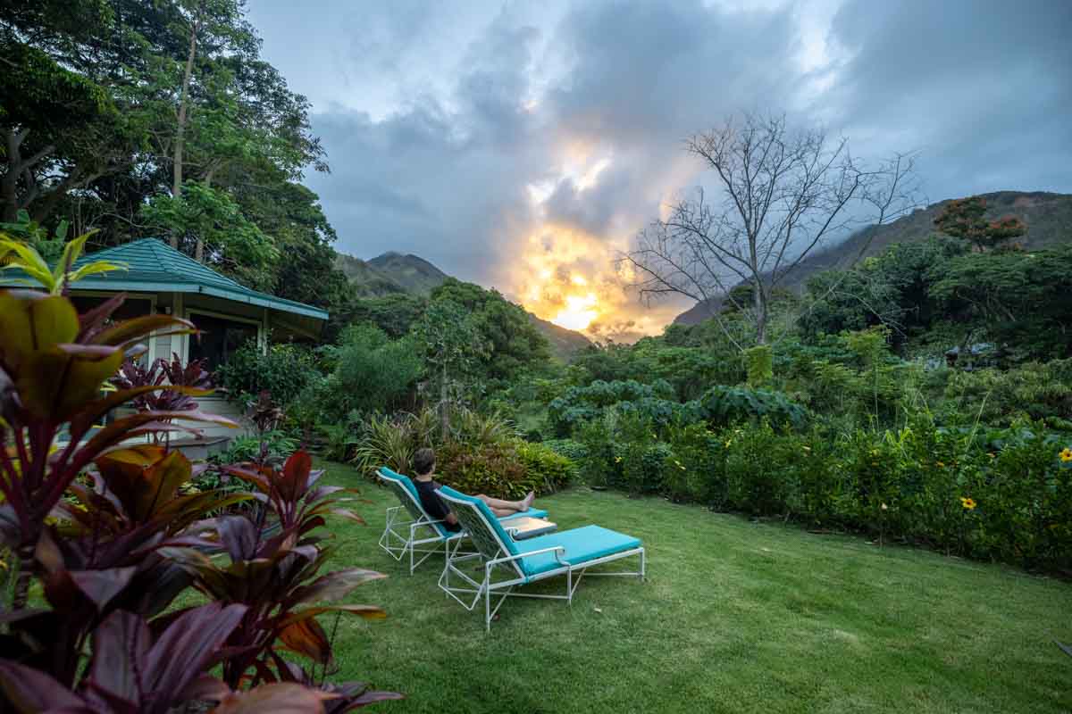 Iao Valley Inn Cottage sunset view