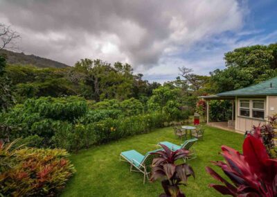 Iao Valley Inn Cottage Grounds