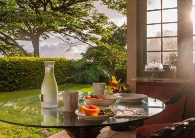 Iao Valley Inn Palms Room Breakfast