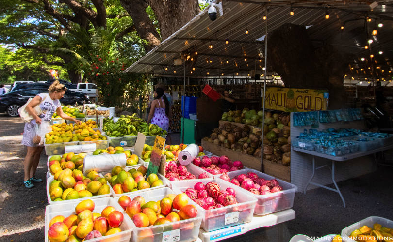 Farmers Markets and Fruit Stands on Maui