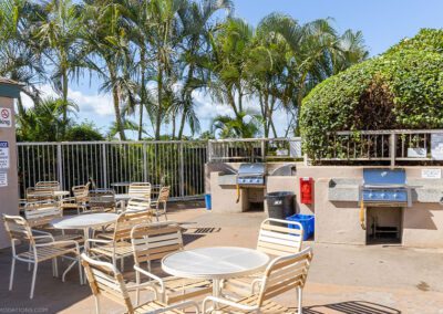 Pacific Shores Maui Grill Area