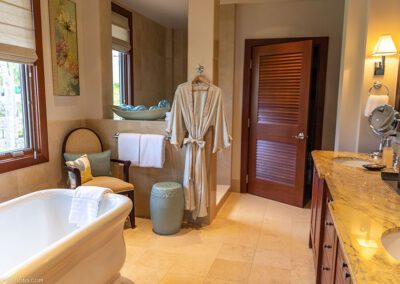 Wailea Beach Villas Bathroom