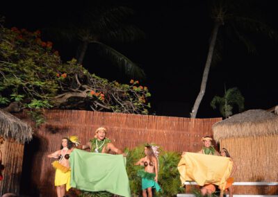 Royal Lahaina Luau Performance