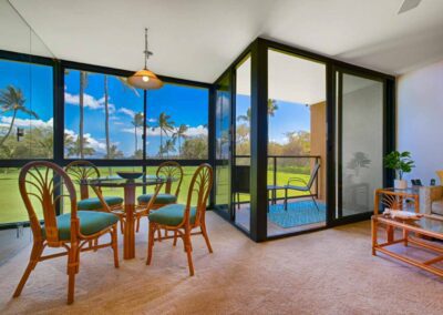 Kihei Surfside 212 Dinner Table