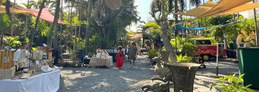 Ultimate Crafters Market feature