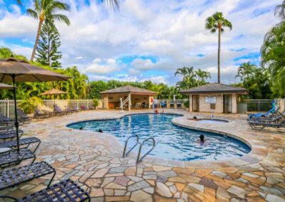 Kihei Banyan Condos pool