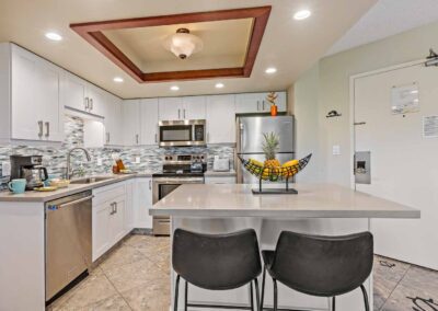 Kihei Banyan Condos Full Kitchen