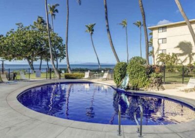 Kanai A Nalu pool closer