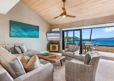 Makena Surf F302 Living Room
