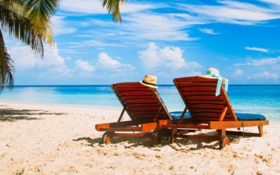 Honeymooners Guide to Maui